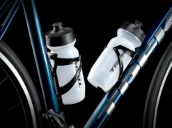 Trek Domane AL 2 (2023) -MAASTOPYÖRÄT myymälä DomaneAL2 21 33037 A Accessory2