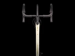 Trek Domane AL 4 Disc (2023) -MAASTOPYÖRÄT myymälä DomaneAL4Disc 21 33085 C Alt5