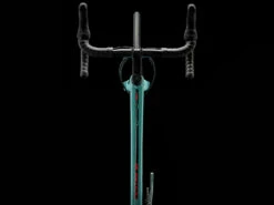 Trek Domane AL 4 Disc (2023) -MAASTOPYÖRÄT myymälä DomaneAL4Disc 23 36745 B Alt5