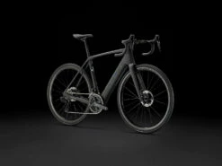 Trek Domane+ SLR 9 (2023) -MAASTOPYÖRÄT myymälä DomanePlusSLR9 23 36742 A Portrait