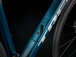 Trek Domane SL 6 Gen 3 (2023) -MAASTOPYÖRÄT myymälä DomaneSL6 22 35303 B Alt2