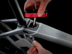 Trek Domane SL 7 Gen 4 (2023) -MAASTOPYÖRÄT myymälä DomaneSL7 23 36153 A Alt7