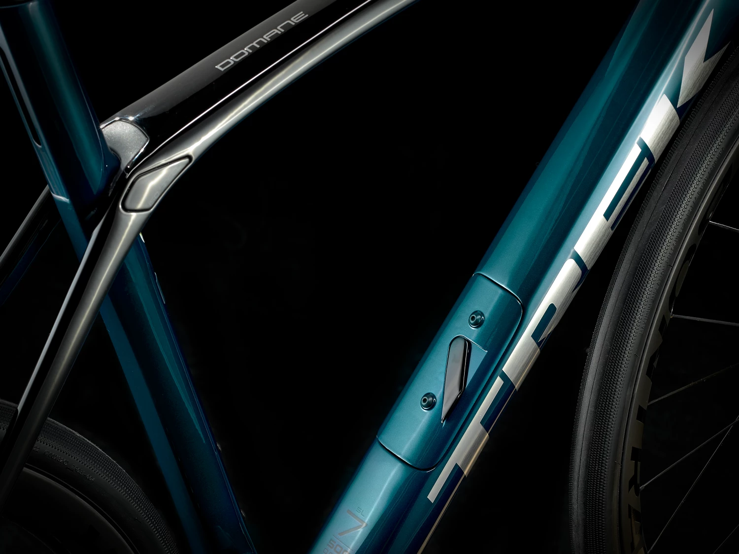 Trek Domane SL 7 ETap Gen 3 (2023) 11 Trek Domane SL 7 ETap Gen 3 (2023) - Image 9