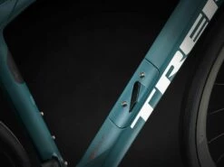 Trek Domane SLR 7 AXS Gen 4 (2023) -MAASTOPYÖRÄT myymälä DomaneSLR7eTap 23 37356 E Alt2