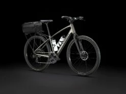 Trek Dual Sport 1 Gen 5 (2023) -MAASTOPYÖRÄT myymälä DualSport1 23 36824 A Accessory1