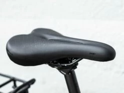 Trek FX 2 Disc Equipped Stagger (2023) -MAASTOPYÖRÄT myymälä FX2DiscEQStagger 22 35139 B Alt5