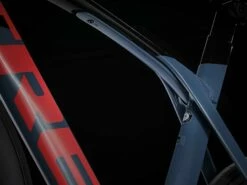 Trek Madone SL 7 AXS (2023) -MAASTOPYÖRÄT myymälä MadoneSL7eTap 23 36980 A Alt3