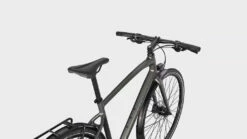 Specialized Sirrus 3.0 EQ (2022) -MAASTOPYÖRÄT myymälä unnamed 7527b71a 225f 4cb2 b0a9 ab29d44c6113